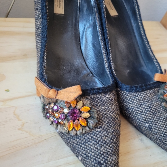 Prada Tweed Jewel Embellished Kitten Heel Pumps 38.5 - Picture 5 of 13